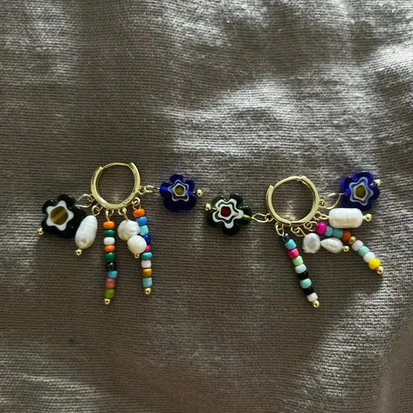 Sasha Flower Multicolor Hoop Earrings - Picture 4 of 4